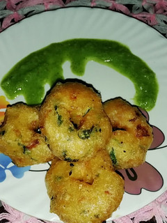 A picture of Biri Vada.