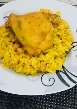 صورة لوصفة ارز بالدجاج وزبيب