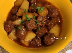 Foto resep Semur Bola Daging Cincang (Pedas)