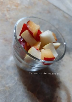 Une photo de Coupe de fruits frais 🍐🍑
