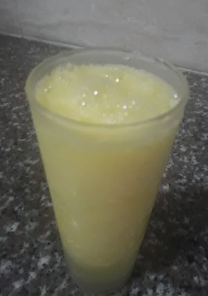 A picture of Pineapple smoothie.