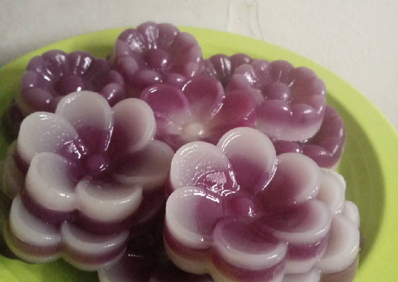 Kue talam ubi ungu