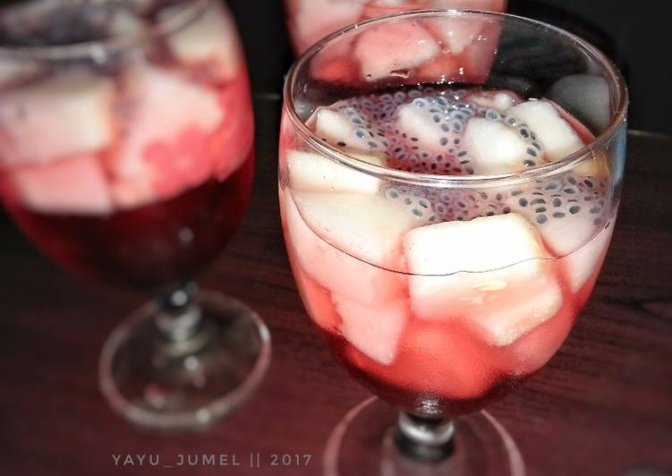 Bagaimana Menyiapkan Es Timun Suri🍹 yang Enak Banget