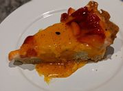 Una foto de cheese cake frutilla