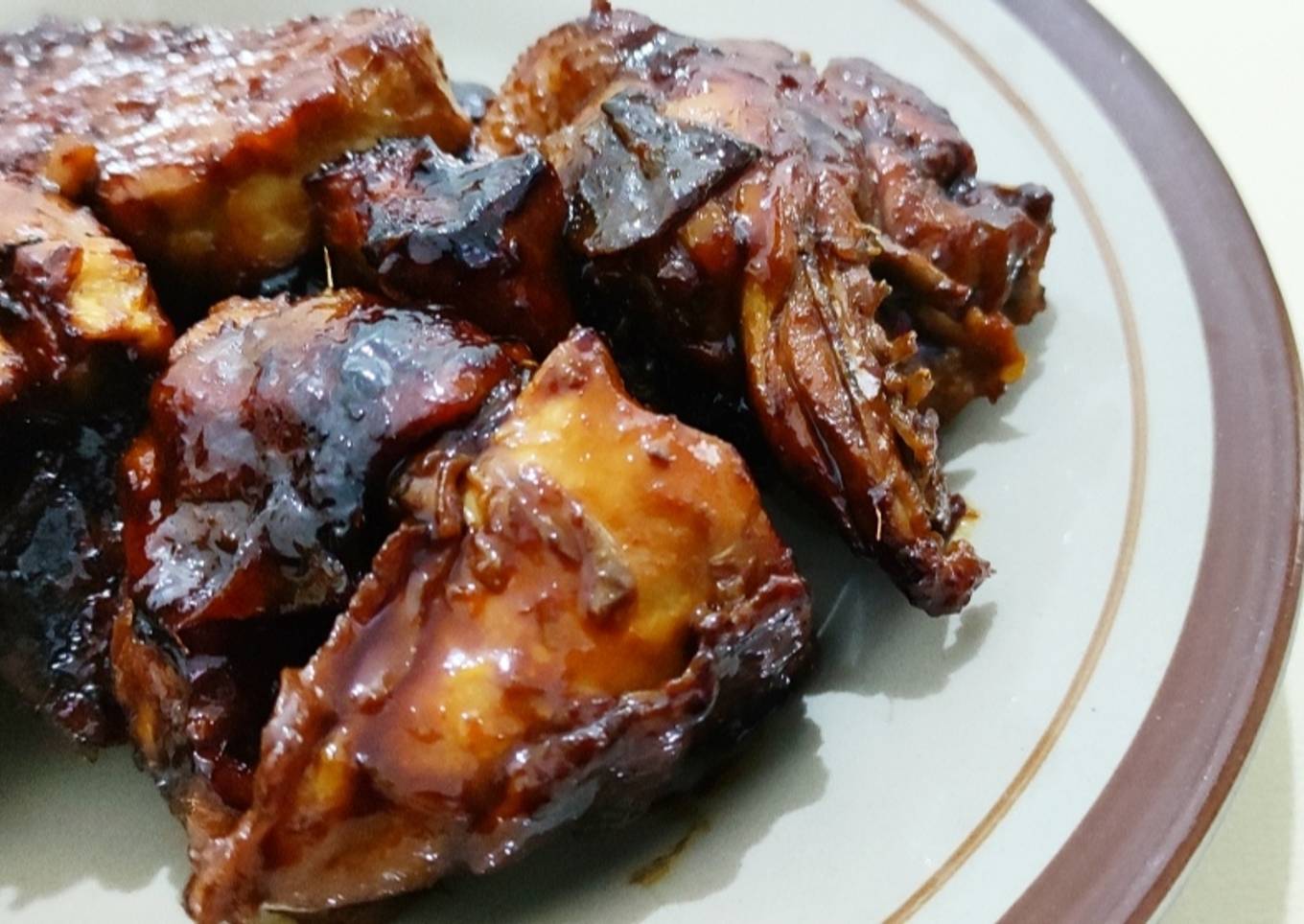 Ayam goreng dengan bumbu