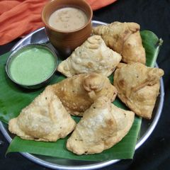 Aloo Gobhi Samosa A picture of Aloo Gobhi Samosa.