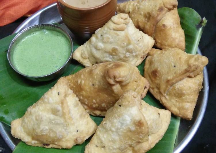 Recipe of Gordon Ramsay Alu-Gobi Samosa