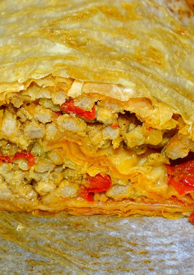 Una foto de Rollo filo con carne picada