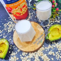 A picture of Oat Milk.
