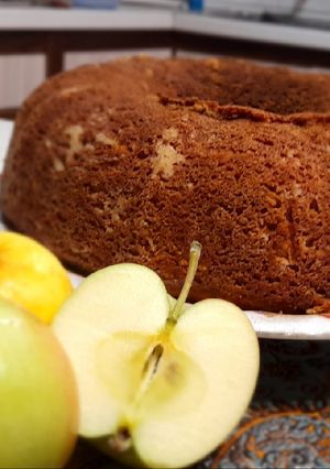 عکسی از دستور کیک سیب و دارچین🍎🎂
