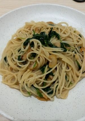 Foto resep Spaghetti dengan jamur dan bayam
