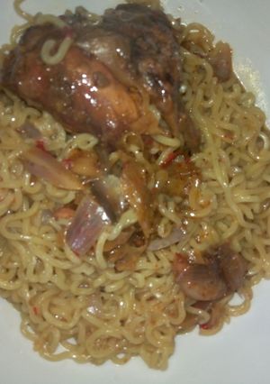 A picture of Indomie.