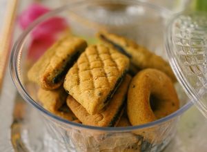 صورة لوصفة مقروطة وكعك العيد