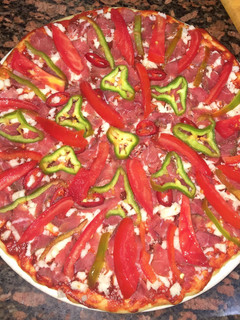 صورة لوصفة بيتزا لذيذة - Yamii Pizza 😋😋