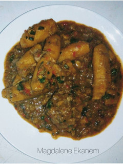 A picture of Unripe plantain porridge with goat meat 🖤.