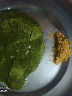 முள்ளு முருங்கைக்கீரை ரொட்டி செய்முறை முக்கிய புகைப்படம்