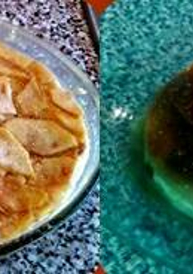 Una foto de Pudin de manzana y galleta