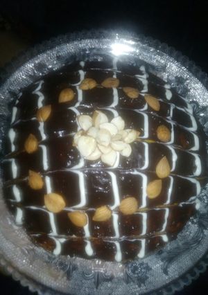 A picture of Vanilla chocolate cake.