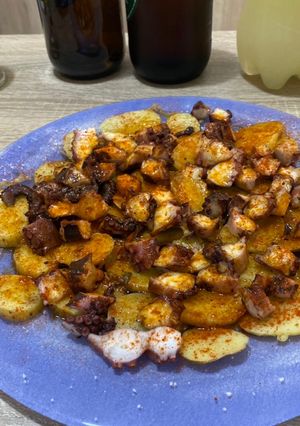 Una foto de Pulpo a la gallega en olla GM