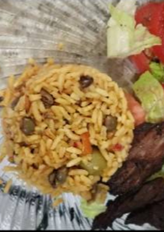 Una foto de Arroz con gandules