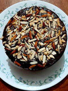 ड्राई फ्रूट्स आटा केक (Dry fruits aata cake recipe in Hindi) रेसिपी मुख्य फोटो