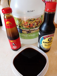 A picture of Ken's Simple Chinese Wonton/Dumpling Sauce.