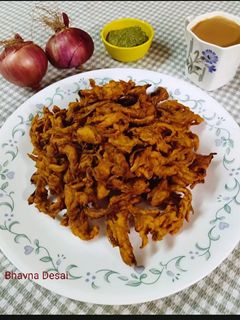 કી્સ્પી કાંદા પકાેડા રેસીપી મુખ્ય ફોટો