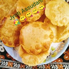 A picture of Masala Ajwain Puri.