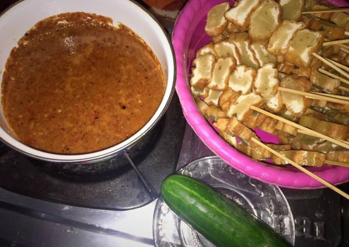 Resep: Sate tahu dan bumbu kacang Bunda Pasti Bisa