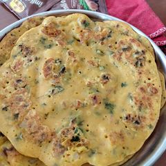 A picture of Kasuri methi chilla.