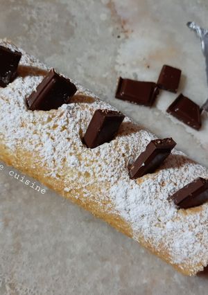 Une photo de Biscuit roulé vanille fourré à la pâte à tartiner 🍫