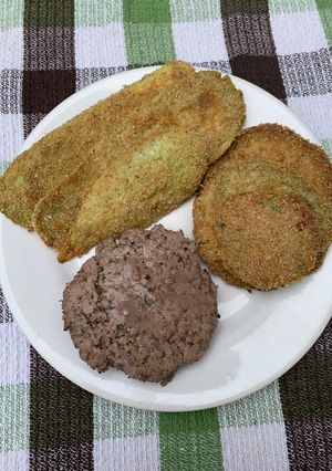 Una foto de Hamburguesa y milanesas de zucchini y zapallitos (con salvado de avena)