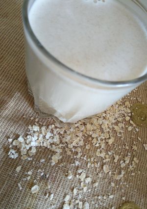A picture of Oat milk.