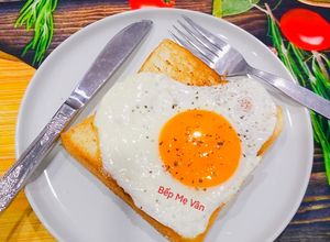 Hình của món Bánh mì sandwich trứng ốp la.