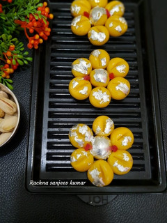 मैंगो संदेश(mango sandesh recipe in hindi) रेसिपी मुख्य फोटो