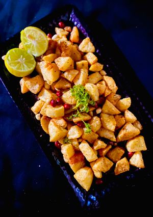 A picture of Crispy potato chat.