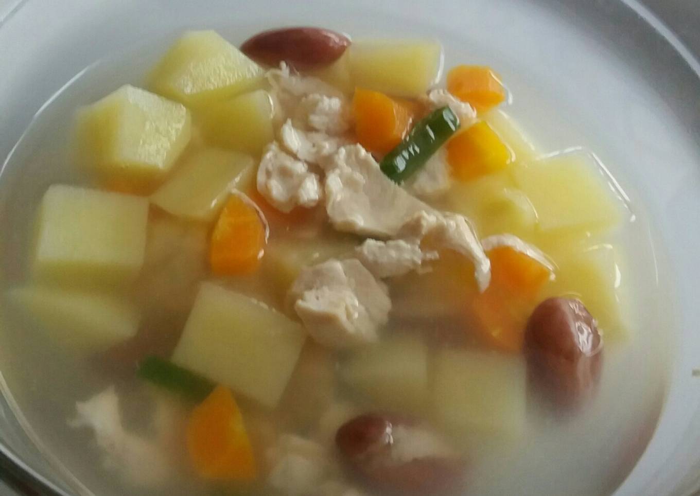 MPASI: Sup Ayam Kentang Kacang Merah Wortel