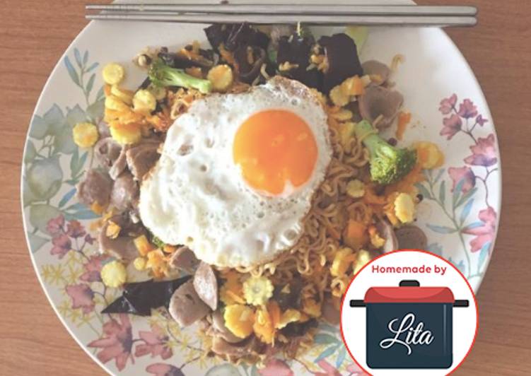 Resep (Cheating day) Indomie goreng sayur telur enak #homemadebylita Anti Gagal