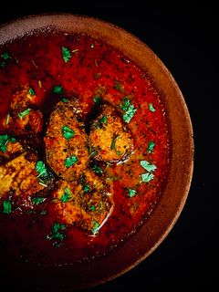 बिहारी स्टाइल फिश करी (Bihari style fish curry recipe in Hindi) रेसिपी मुख्य फोटो