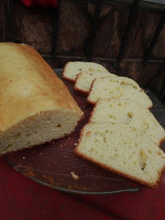 Una foto de Budín de limón sin manteca súper esponjoso!