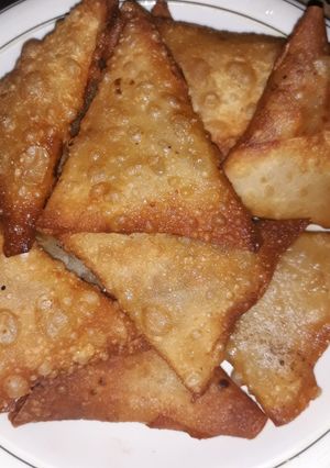 A picture of Chinese samosa.