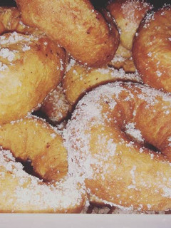 Una foto de Rosquitas esponjosas y riquísimas🥯☕
