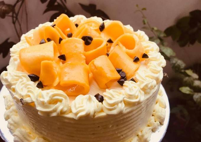 Recipe of Perfect Mango 🎂 cake