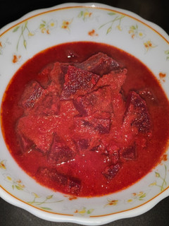 பீட்ரூட் குருமா(beetroot kurma recipe in tamil) செய்முறை முக்கிய புகைப்படம்