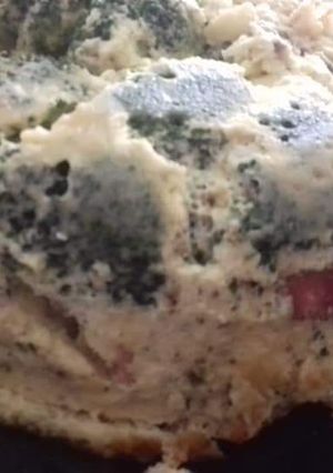 Una foto de Pastel de brócoli y bacon