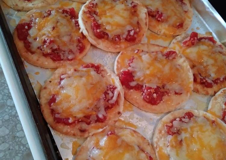 Recipe of Perfect Mini Scrap Pizzas