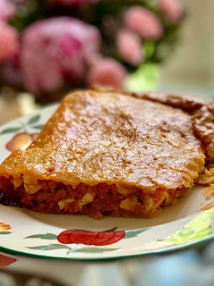 Una foto de Empanada gallega a mi manera