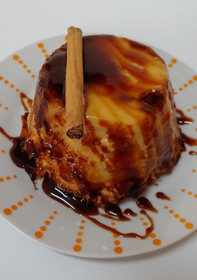 Una foto de Flan, amb coca de patatas Valldemosa
