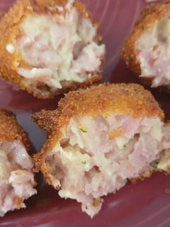 Una foto de Croquetas de jamón cocido