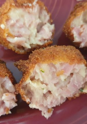 Una foto de Croquetas de jamón cocido